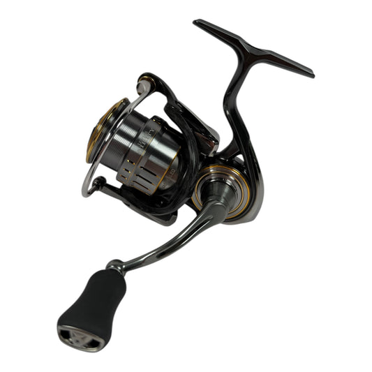 21 Daiwa Luvias Airity FC LT2000S-H - USED