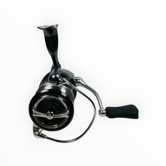 24 Daiwa Luvias LT2000S-P